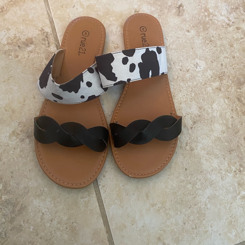 Cow print Rue 21 sandals